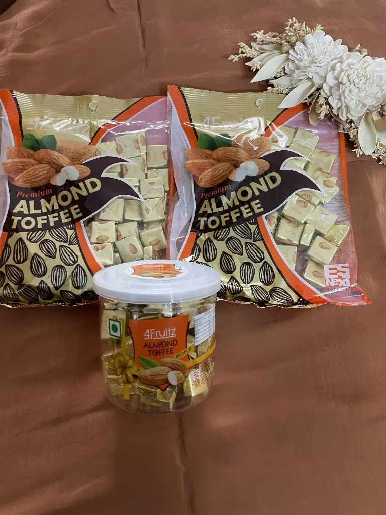 4fruitz-almond-toffee-packet-1000x1000.webp