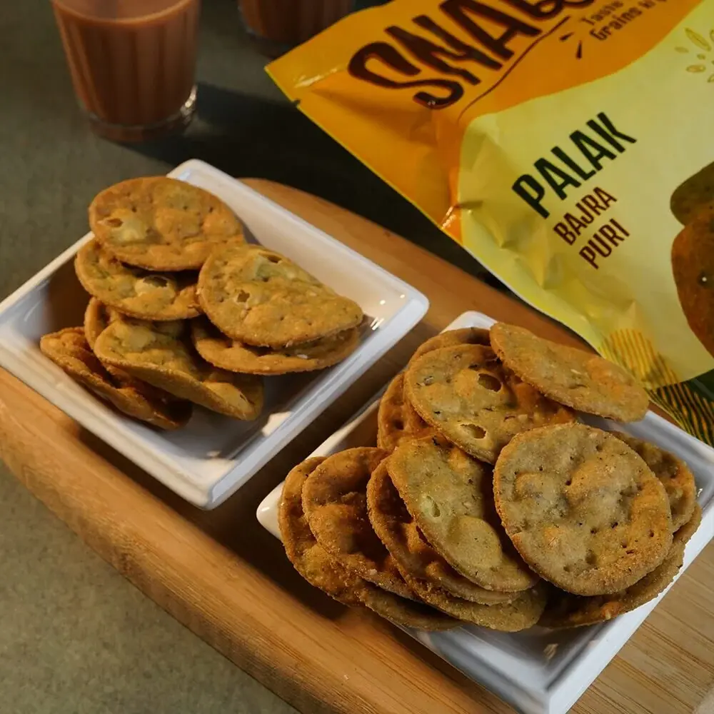 Palak-Bajra-Puri.1.webp