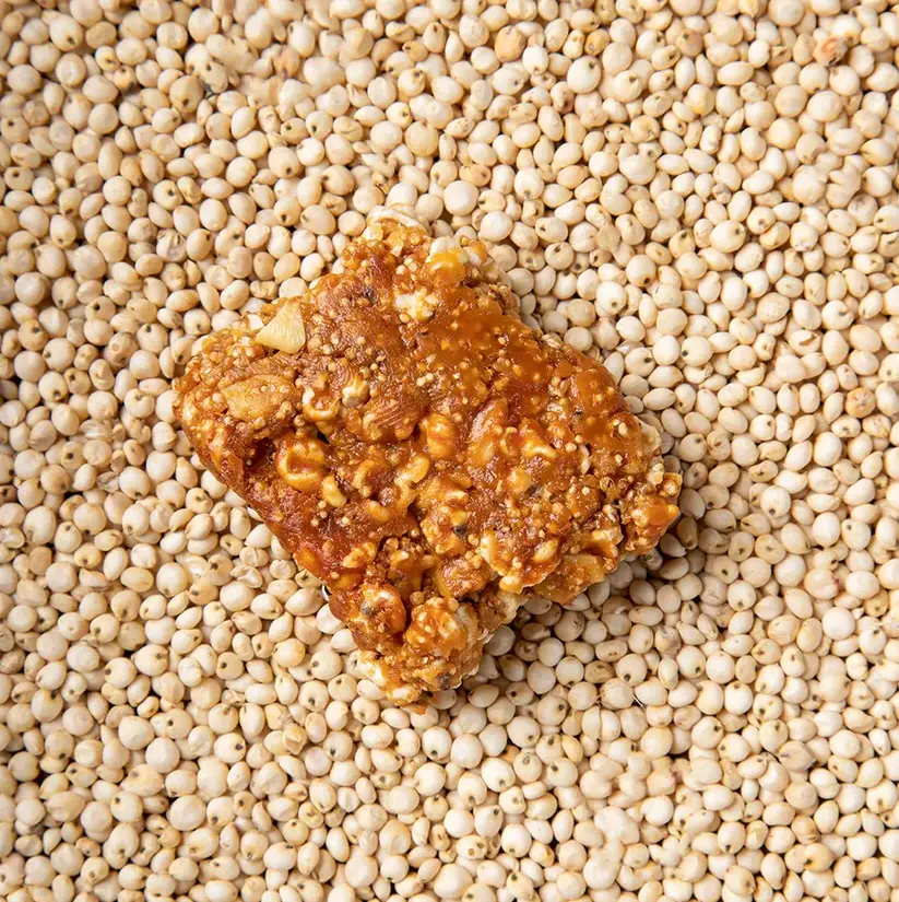 EkkMilletHealthyJowarbars3.webp