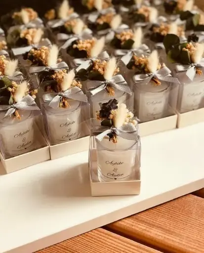 Beautiful marriage return gift ideas with customized candles (H 9 x W 7cm) x 50 pcs (making time 10 days)