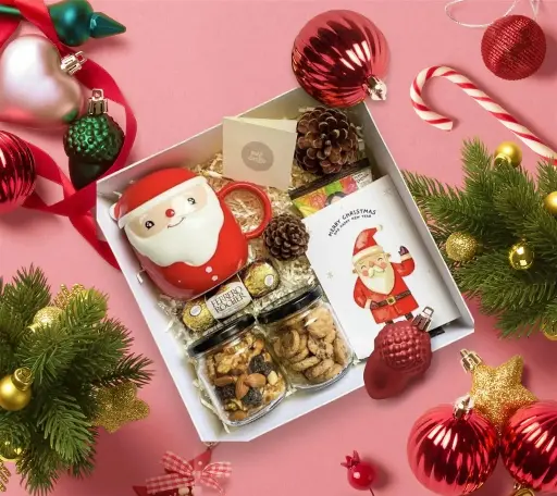 Spread the Joy with Our Festive Holiday Hamper!