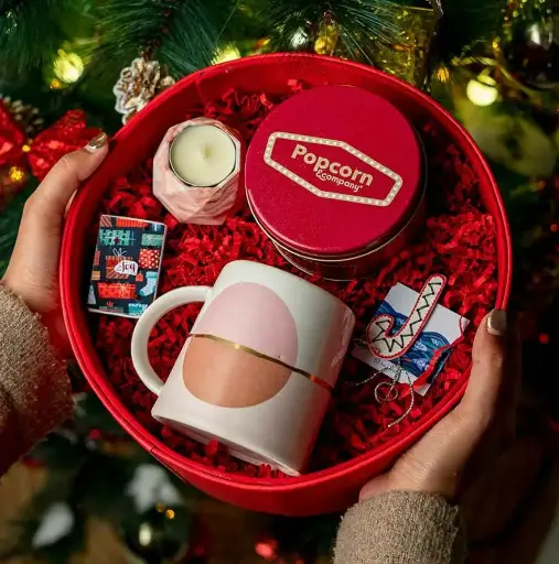 Embrace the Holiday Spirit: The Ultimate Christmas Hamper