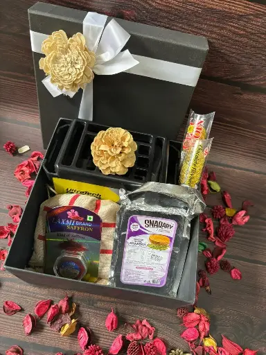 Golden Indulgence Hamper