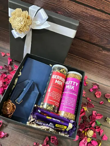 Delightful Escape Hamper
