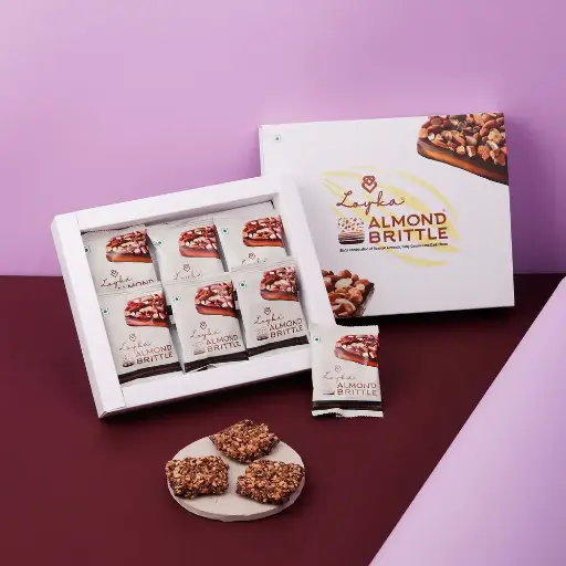 Almond Brittle 7 pcs Box